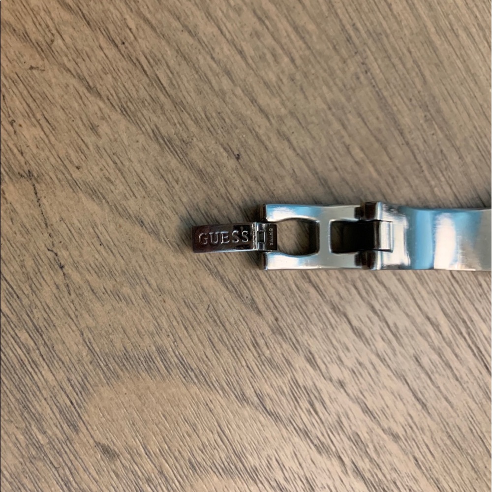 Guess Watch - Picture 5 of 7